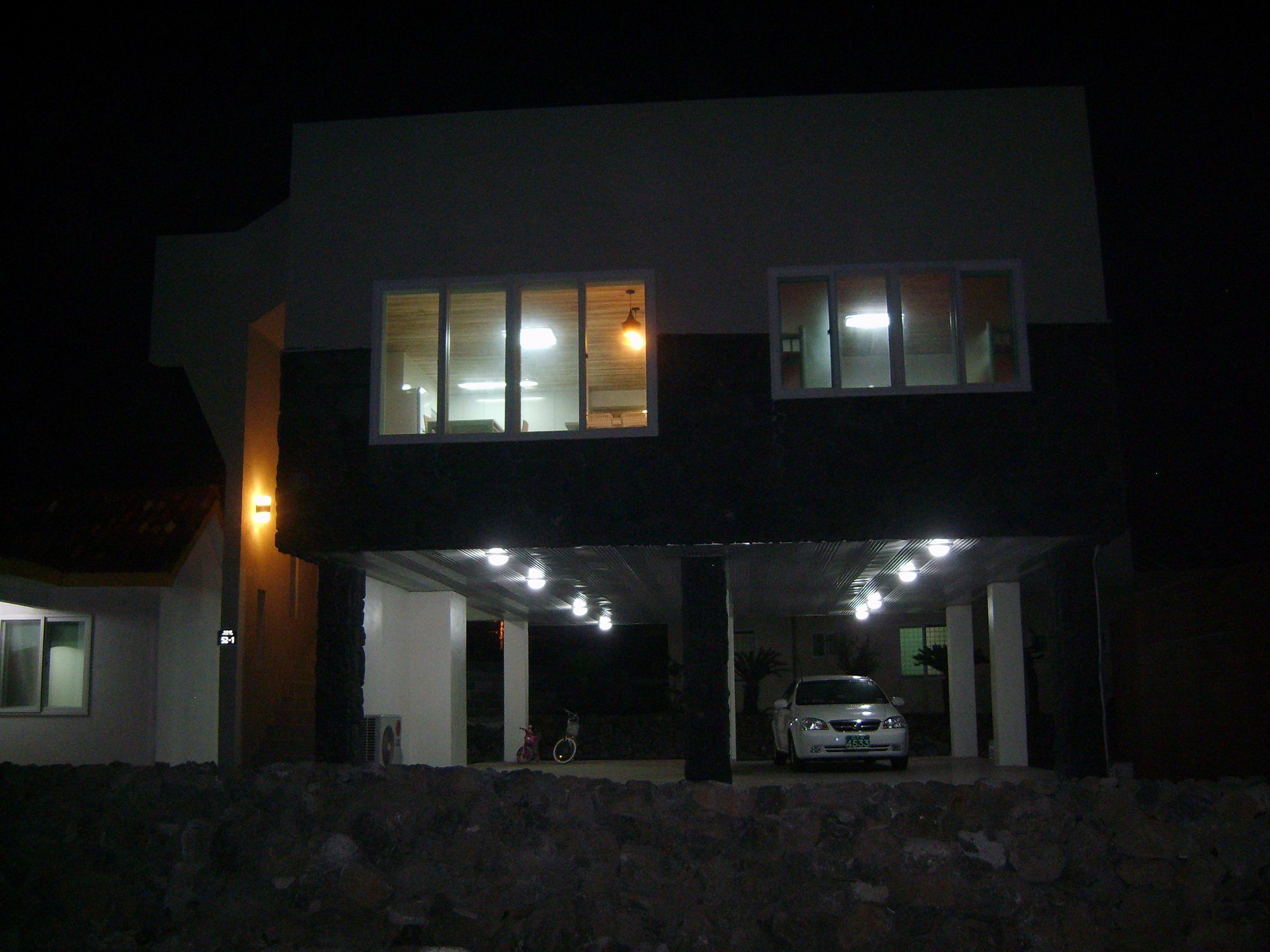 Be Road House Hotel Jeju Bagian luar foto