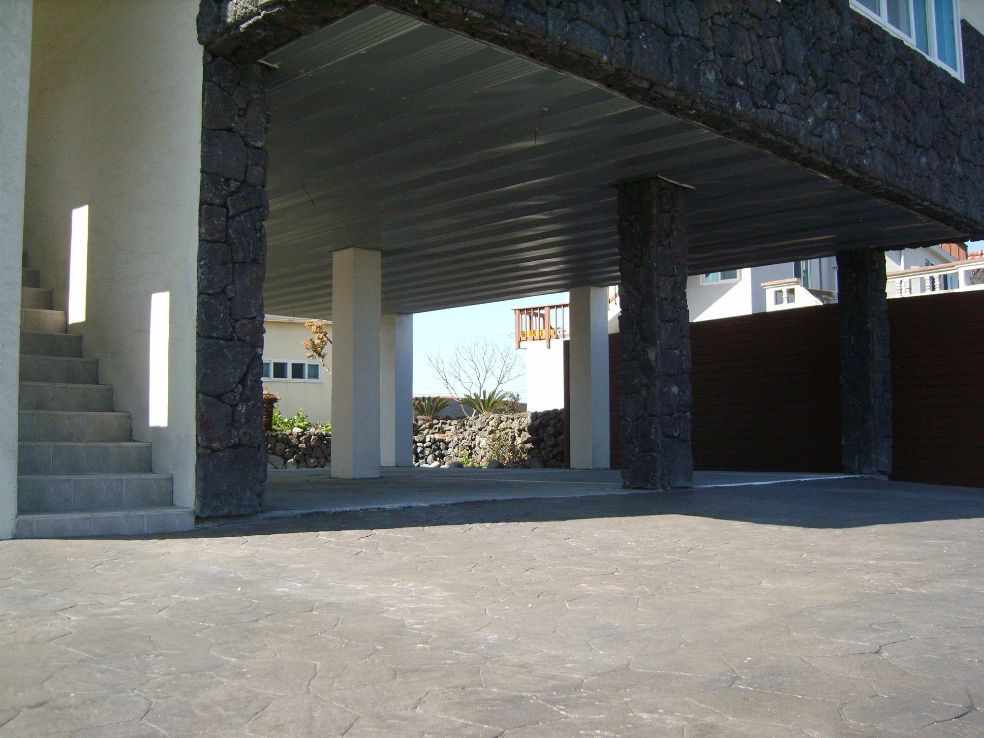 Be Road House Hotel Jeju Bagian luar foto