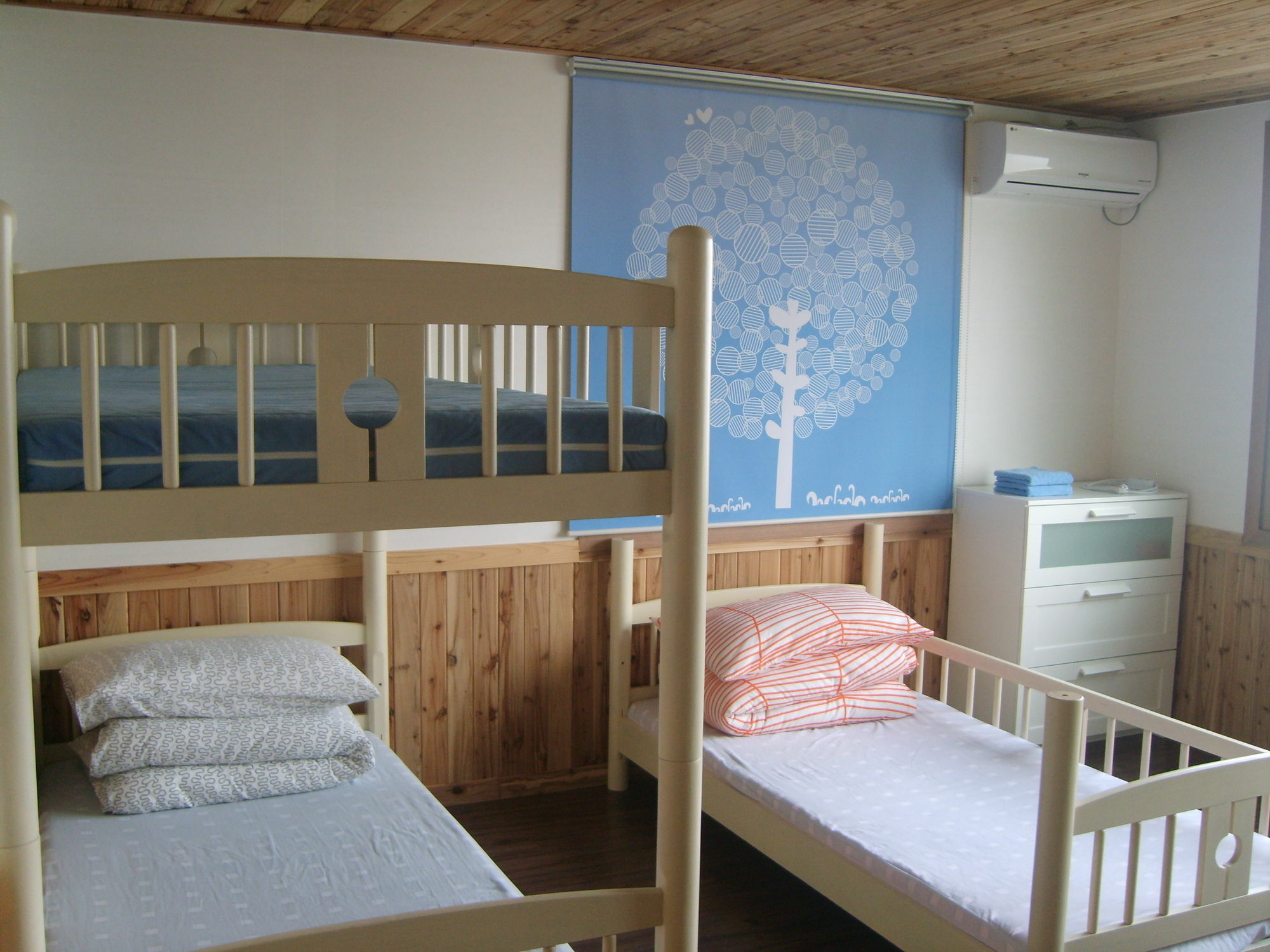 Be Road House Hotel Jeju Bagian luar foto