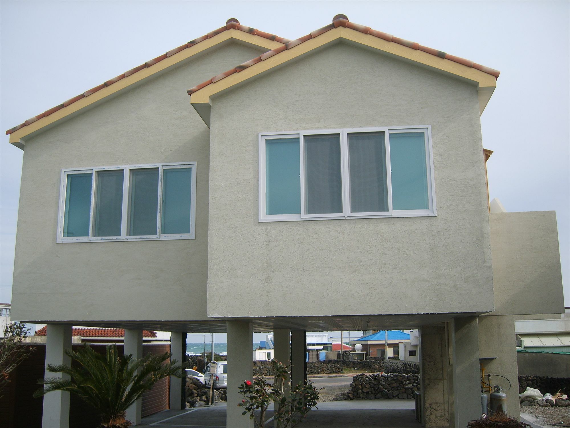 Be Road House Hotel Jeju Bagian luar foto